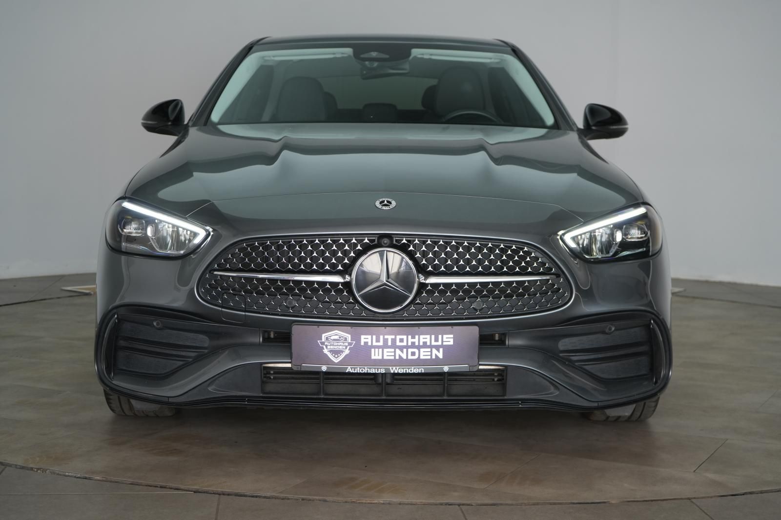 Mercedes-Benz C 300 e 9G-Tronic AMG Distronic/HUD/Kamera/Lane/ imagem 3