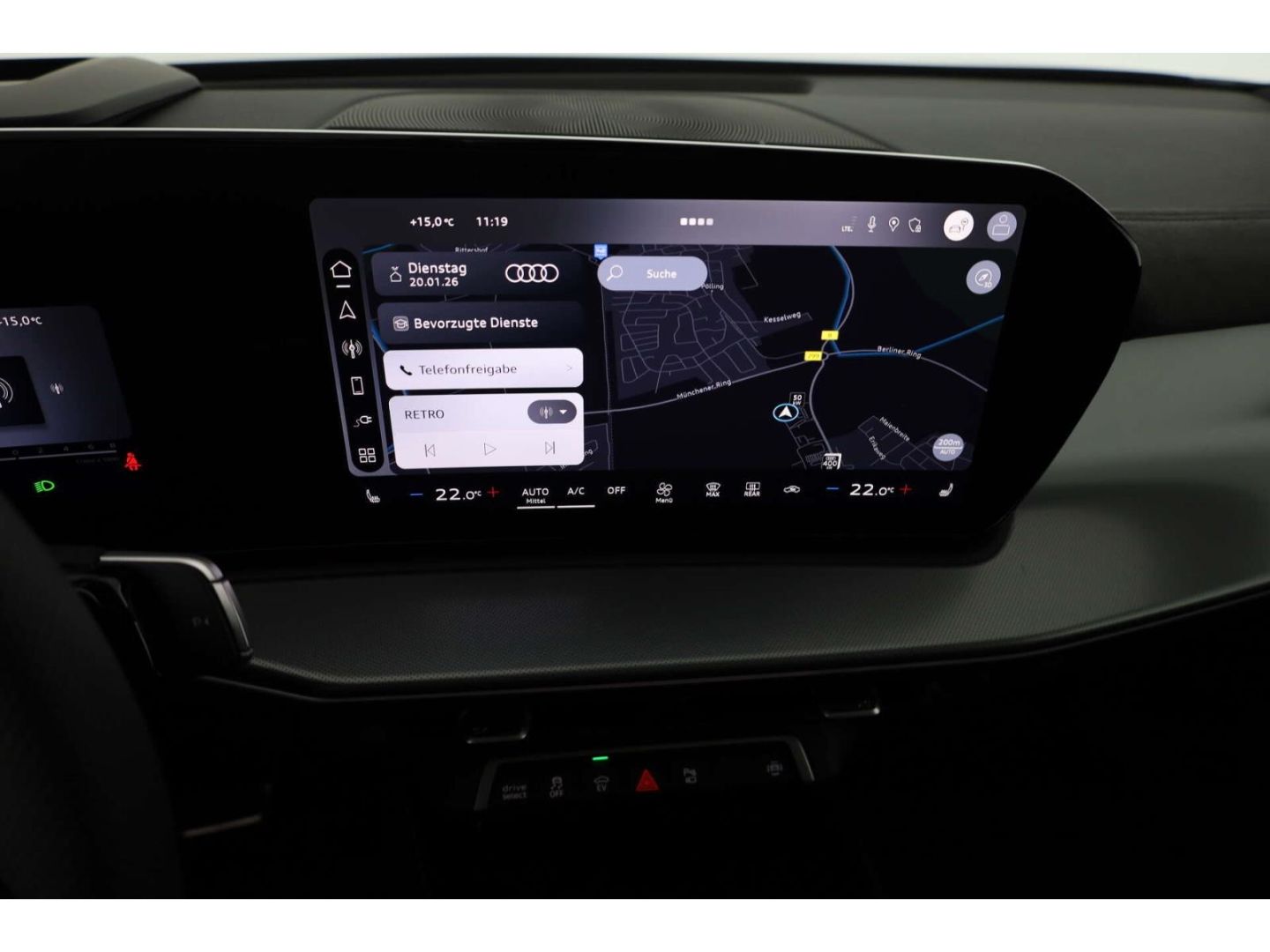 Audi Q3 Sportback e-hybrid S Tronic LP: 74.723,- /AHK foto 16