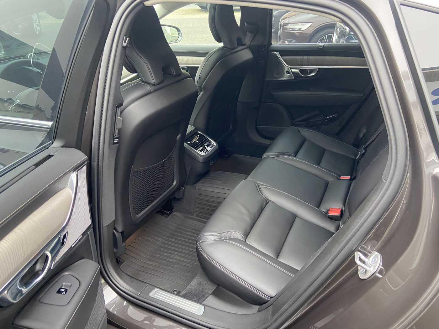 Volvo S90 Ultimate, B5 AWD,VMax,21",HUD,SD,Luft,Massag