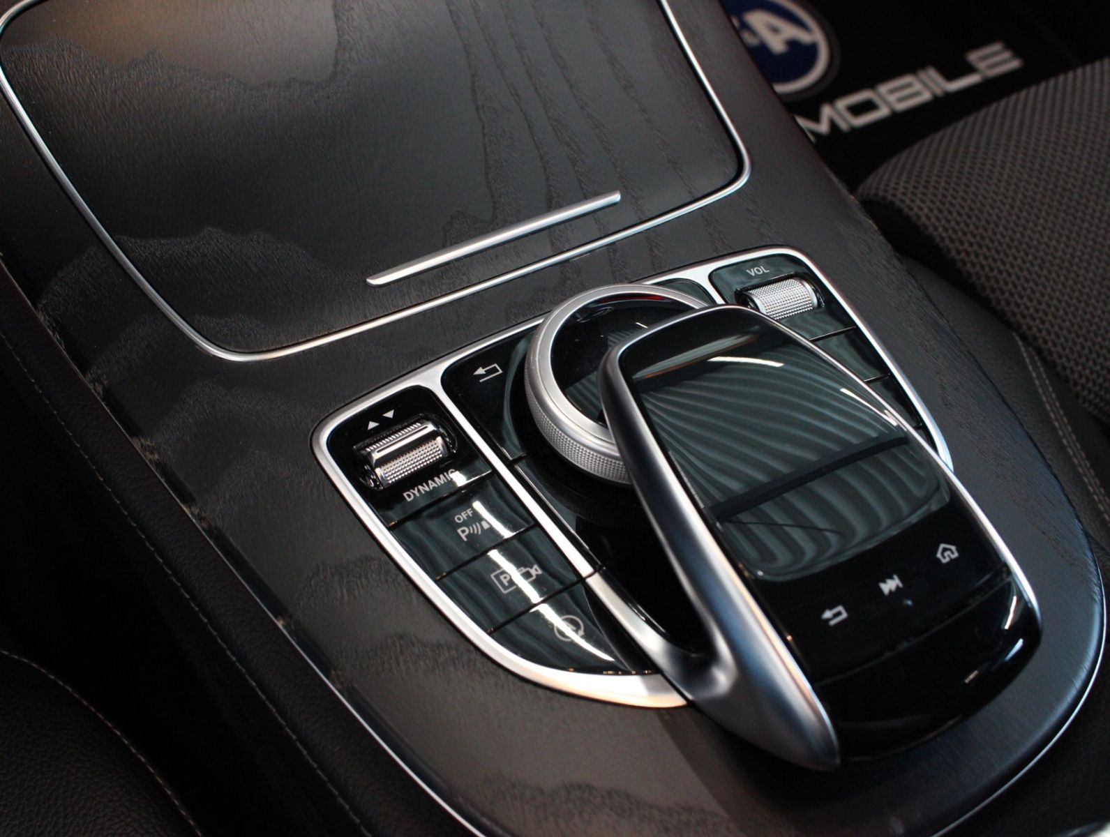 Fahrzeugabbildung Mercedes-Benz E 220 d Sportstyle Edition AMG Line*Widescreen