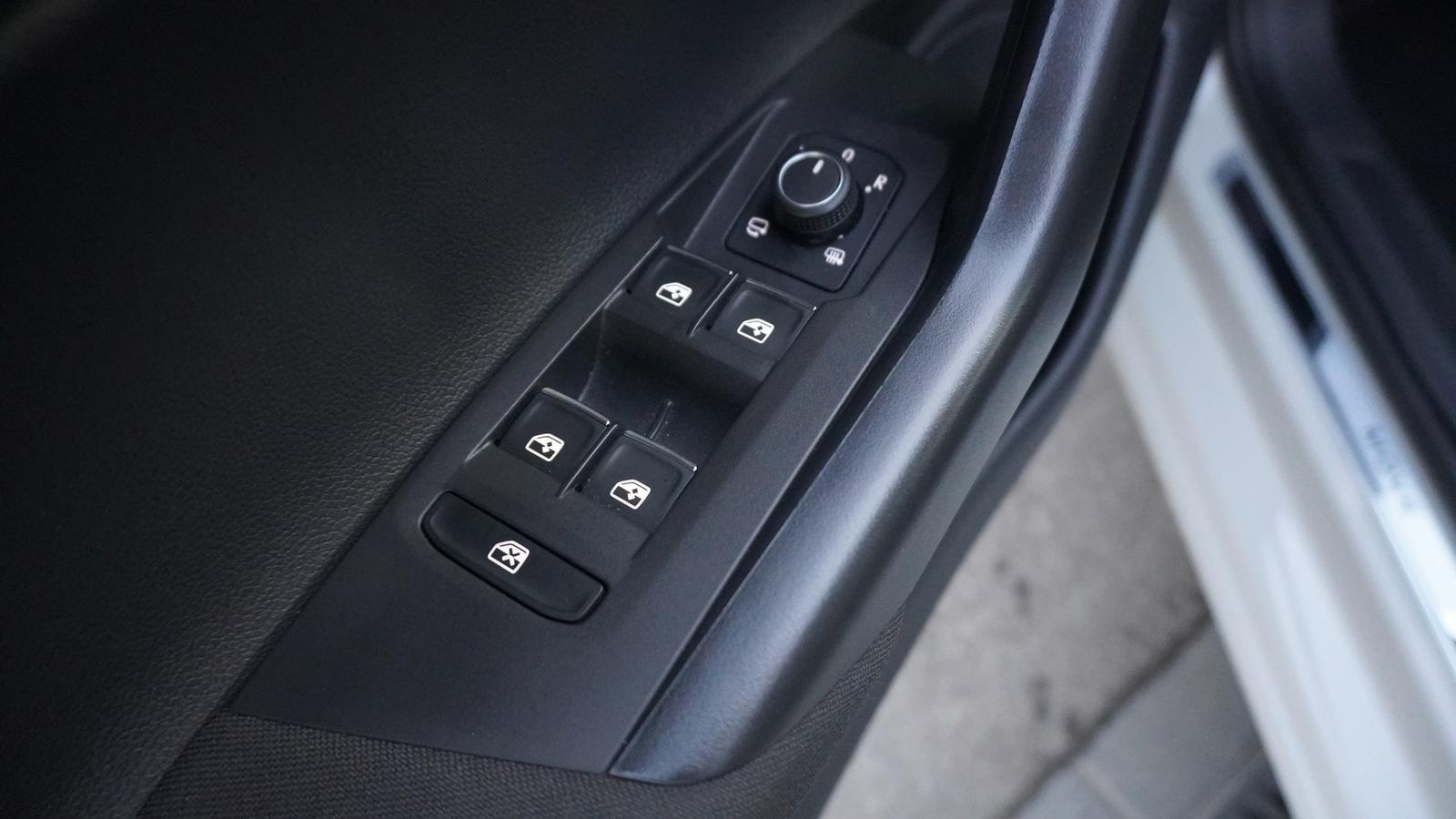 Volkswagen Polo 1.0 Move LED Navi Sitzheizung Android Apple, миниатюра 15
