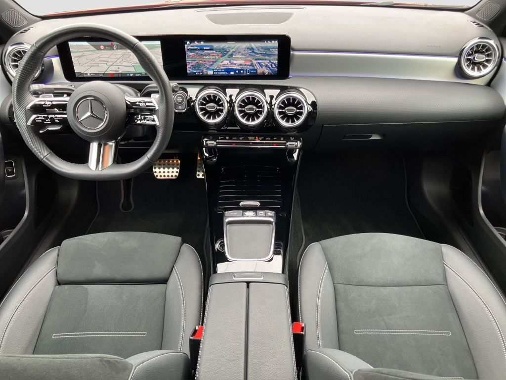 Fahrzeugabbildung Mercedes-Benz A 200 Limousine AMG*NIGHT*DISTR*STANDH*AHK*KEYL