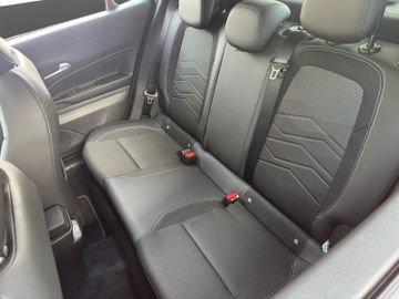 Jeep Avenger 1.2 T-GDI Altitude LED+ACC+LM+PDC+SpurH
