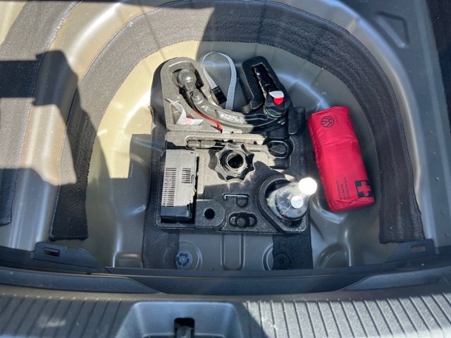 Fahrzeugabbildung Volkswagen Taigo 1.0 TSI GOAL NAVI AHK GJR