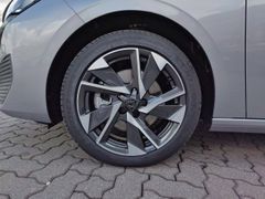 Fahrzeugabbildung Peugeot 308 SW Hybrid 136 Allure 360° Kamera, Tot-Winkel