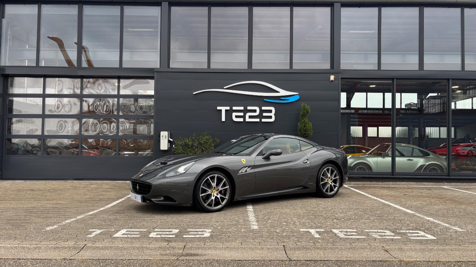 Ferrari California