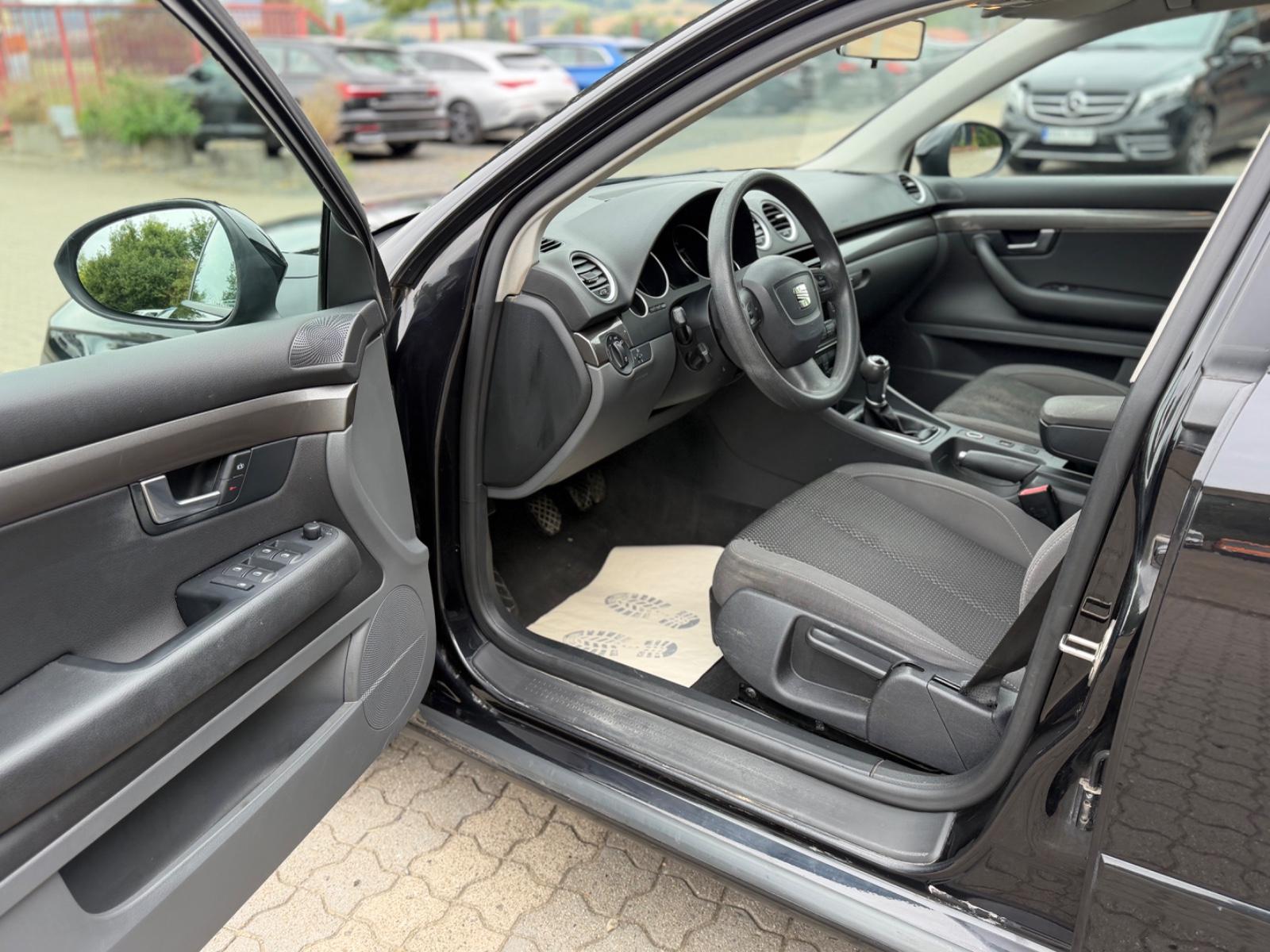 Seat Exeo 2012 — photo 9
