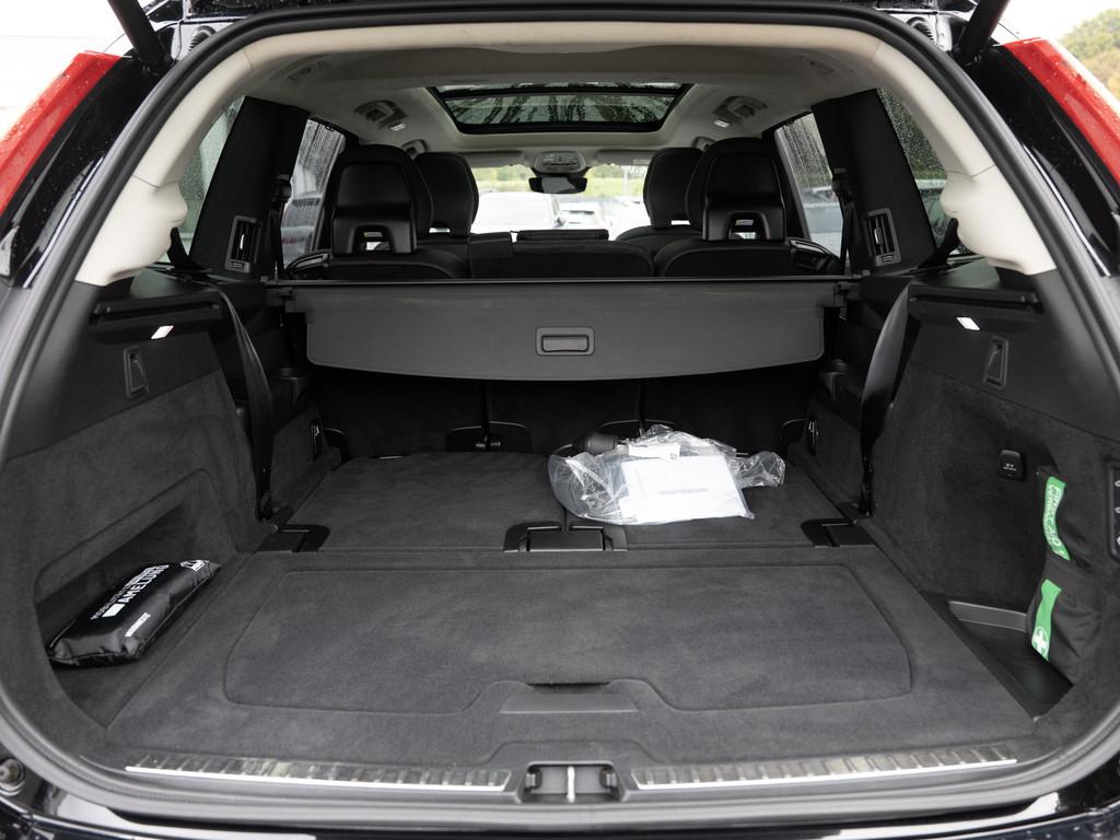 Volvo XC90 T8 Ultra Dark Recharge AWD HUD STANDHZ LED