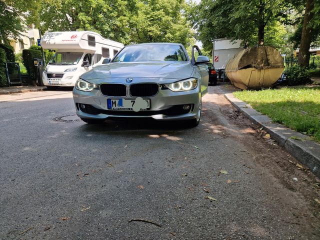 BMW 320d -