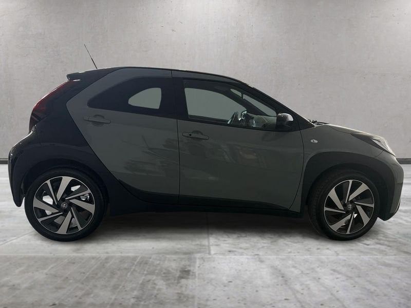Toyota Aygo X 1.0 72cv Lounge imagem 3
