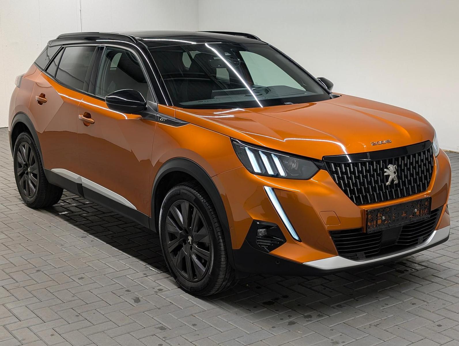 Peugeot 2008 GT LED/Navi/Focal/Pano/AHK/SHZ/Kam/ACC/18LM