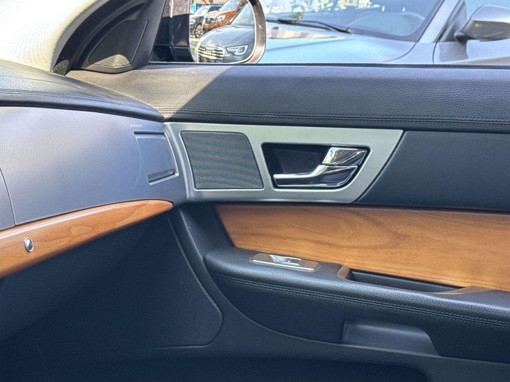 Fahrzeugbild 17