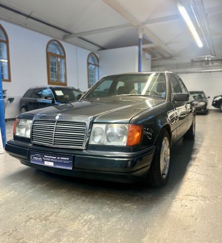 Mercedes-Benz 300 D W124 *OLDTIMER* H Zulassung TÜV NEU