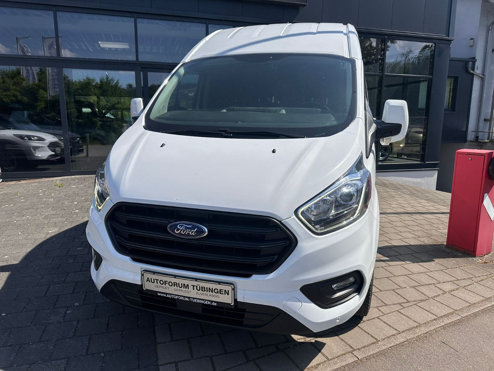 Fahrzeugabbildung Ford Ford Transit Custom 320 L2H2 Trend*TEMPO*SH*AHK*