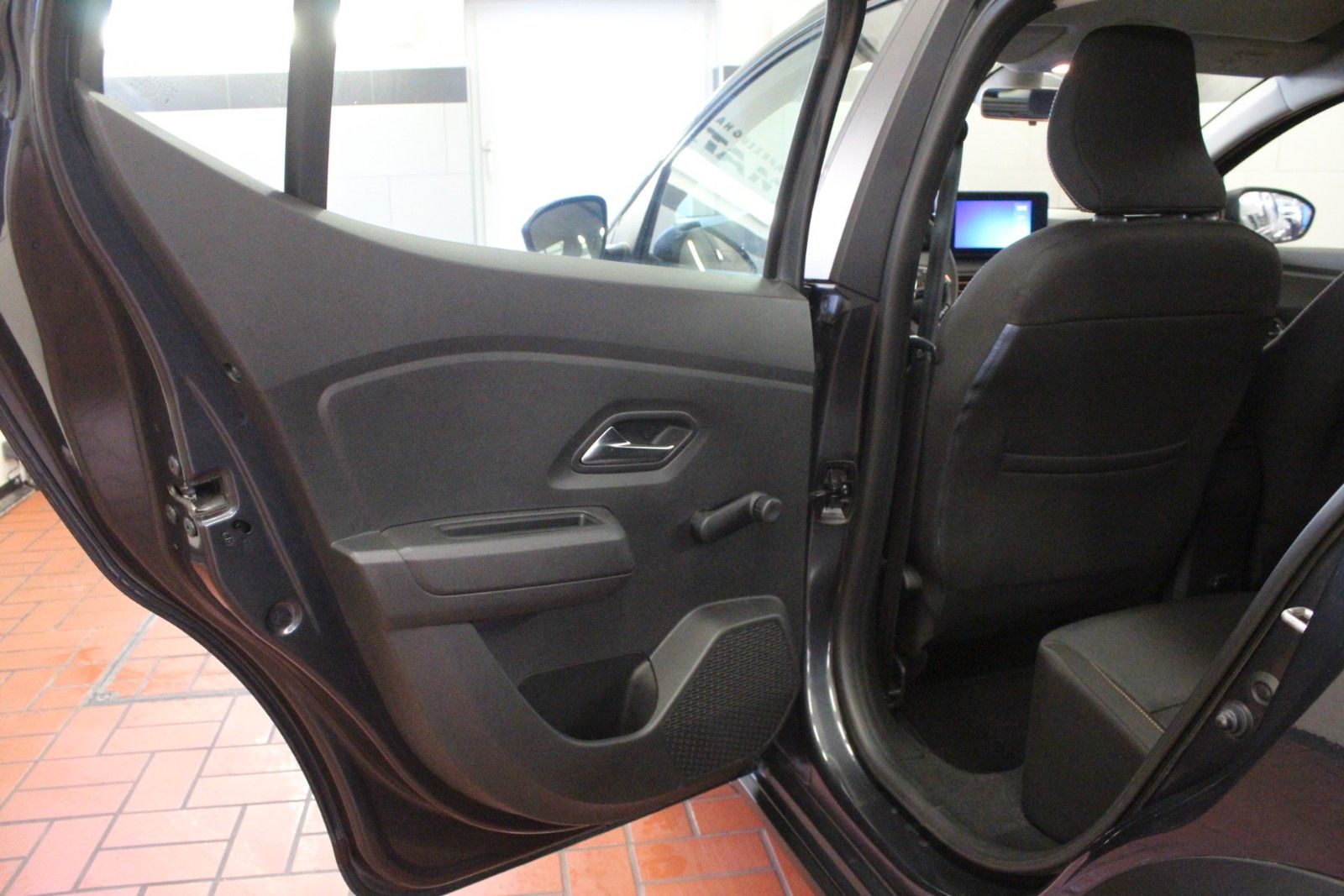 Fahrzeugabbildung Dacia Sandero TCe 90 Stepway Comfort *PDC / Kamera
