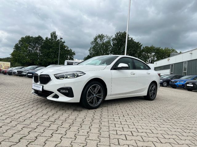 BMW 220d Gran Coupe Sport Line *LED Navi Leder PDC*