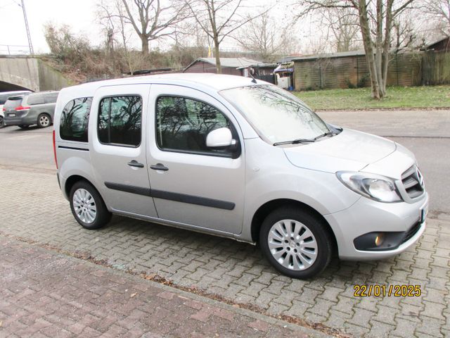 Mercedes-Benz Citan Kombi 111 CDI lang Tourer 1 Hand