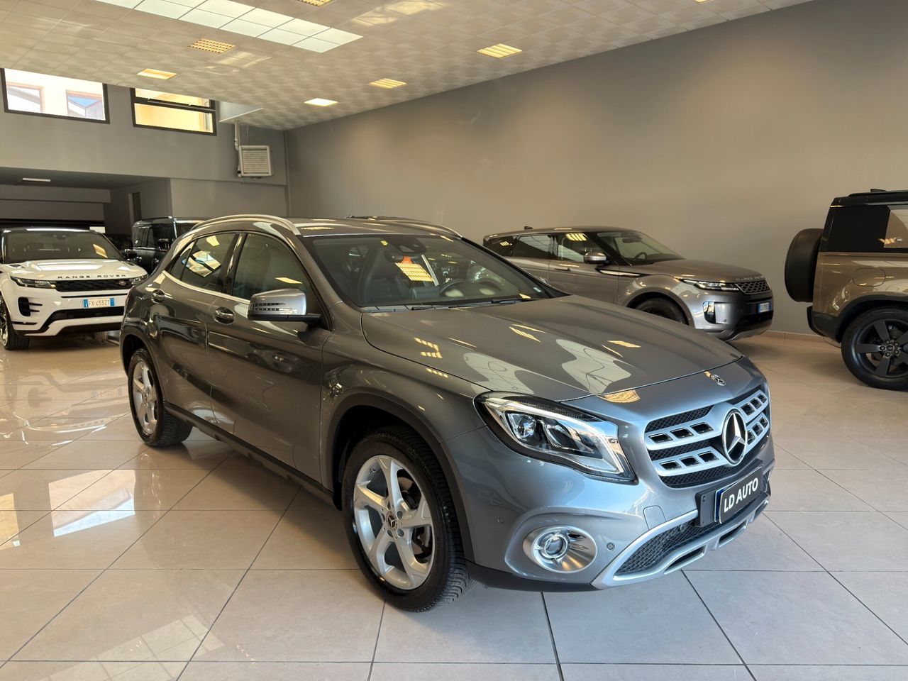 MERCEDES-BENZ Mercedes-benz GLA 180 d Automatic Premium