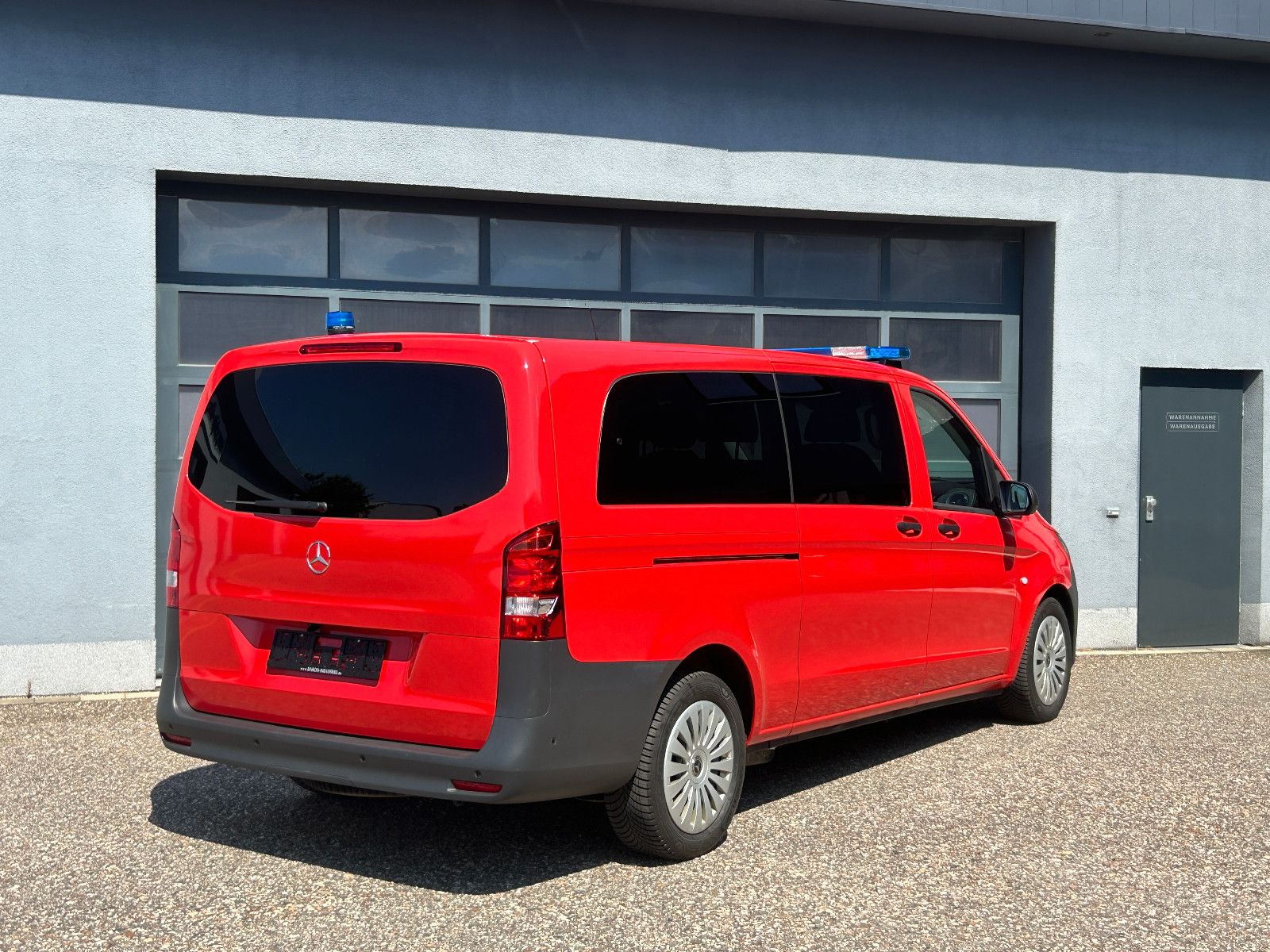 Mercedes-Benz Vito Tourer 116 CDI Pro XL Feuerwehr MTW MTF foto 2
