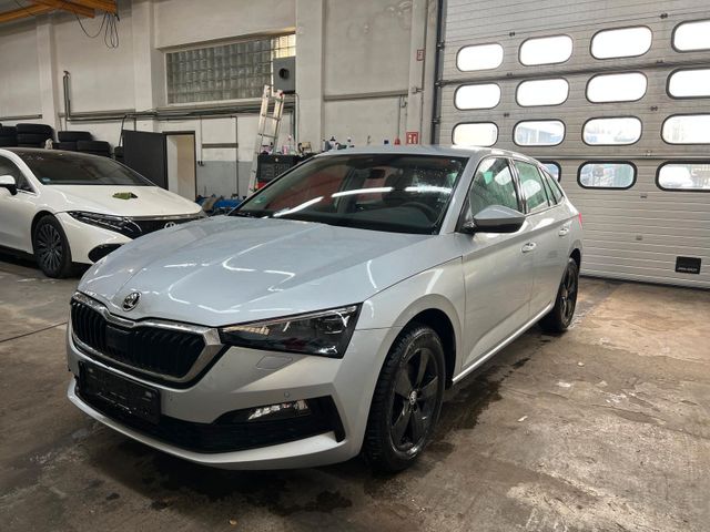 Skoda Scala Ambition 1.5 TSI DSG VIRT COCK NAVI