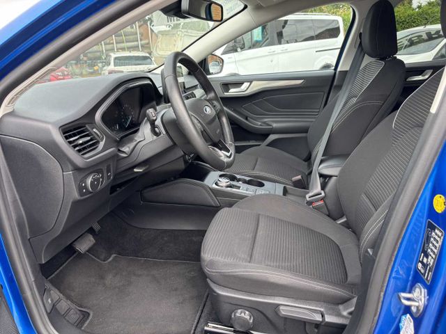 Ford Focus Turnier 1.5 EcoBoost Aut. TITANIUM