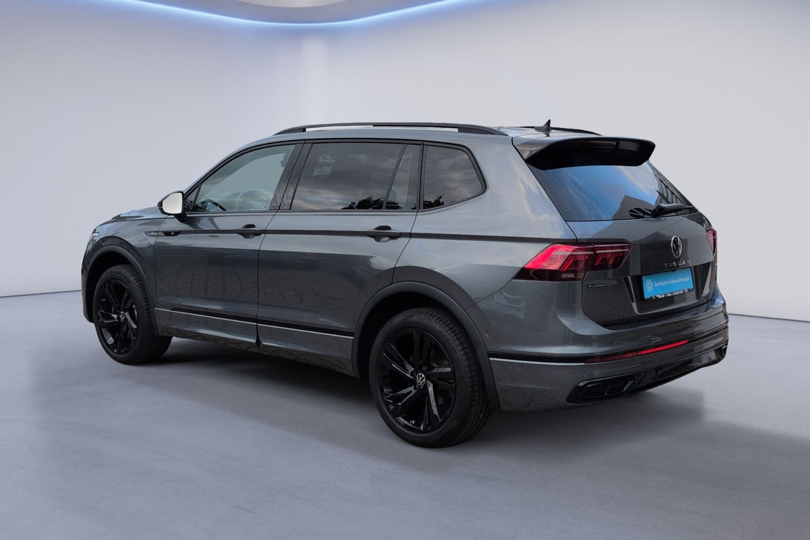 Tiguan Allspace 2.0TDI DSG R-Line AHK+PANO+RFK