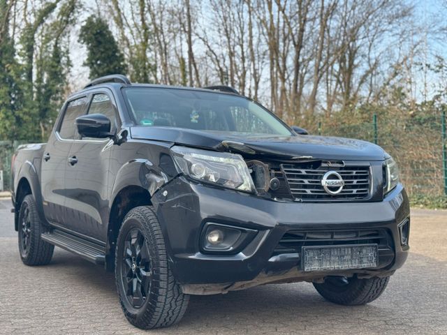 Nissan Navara NP300 N-Guard Double Cab 4x4