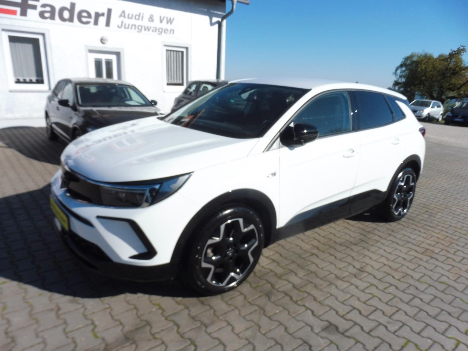 Opel Grandland 1,2 TSI GS LINE/NAVI/MATRIX/360°/