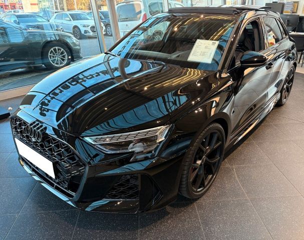 Audi RS3 PANO SCHALENSITZ MATRIX SPOILER CARBON