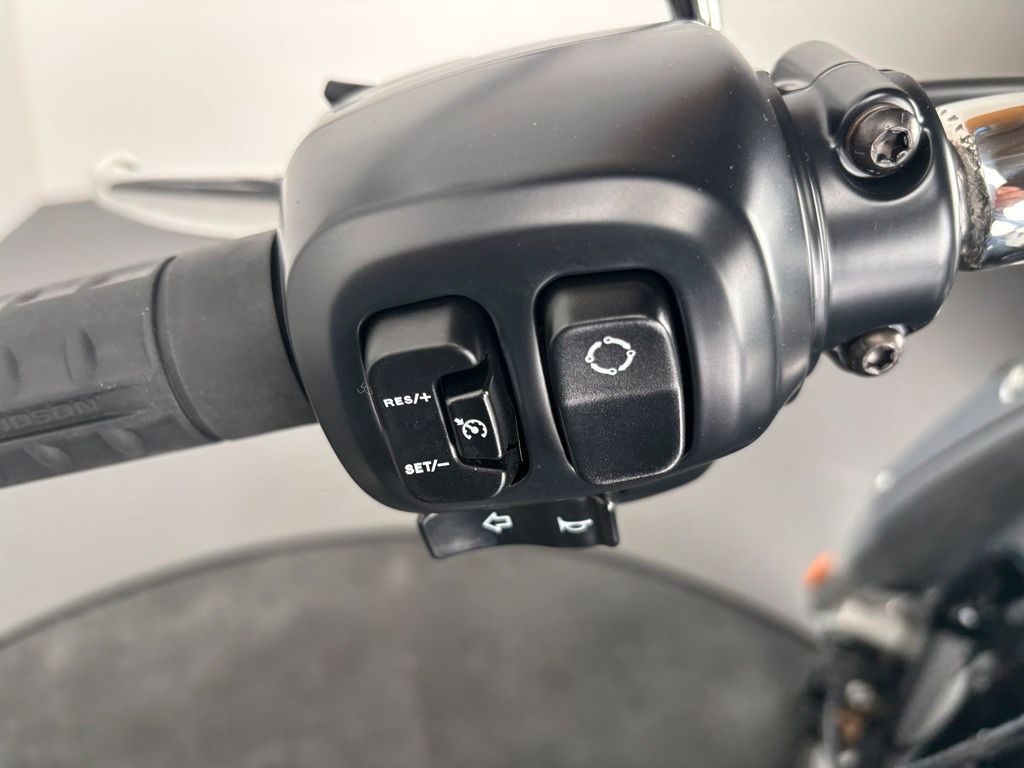 Fahrzeugabbildung Harley-Davidson SOFTAIL FAT BOY 117 *NEUWERTIGER ZUSTAND