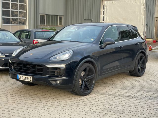 Porsche Cayenne S Diesel / Bose / 22" / 2.Hd