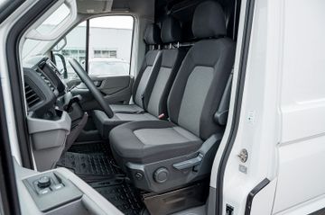 Volkswagen Crafter - 12