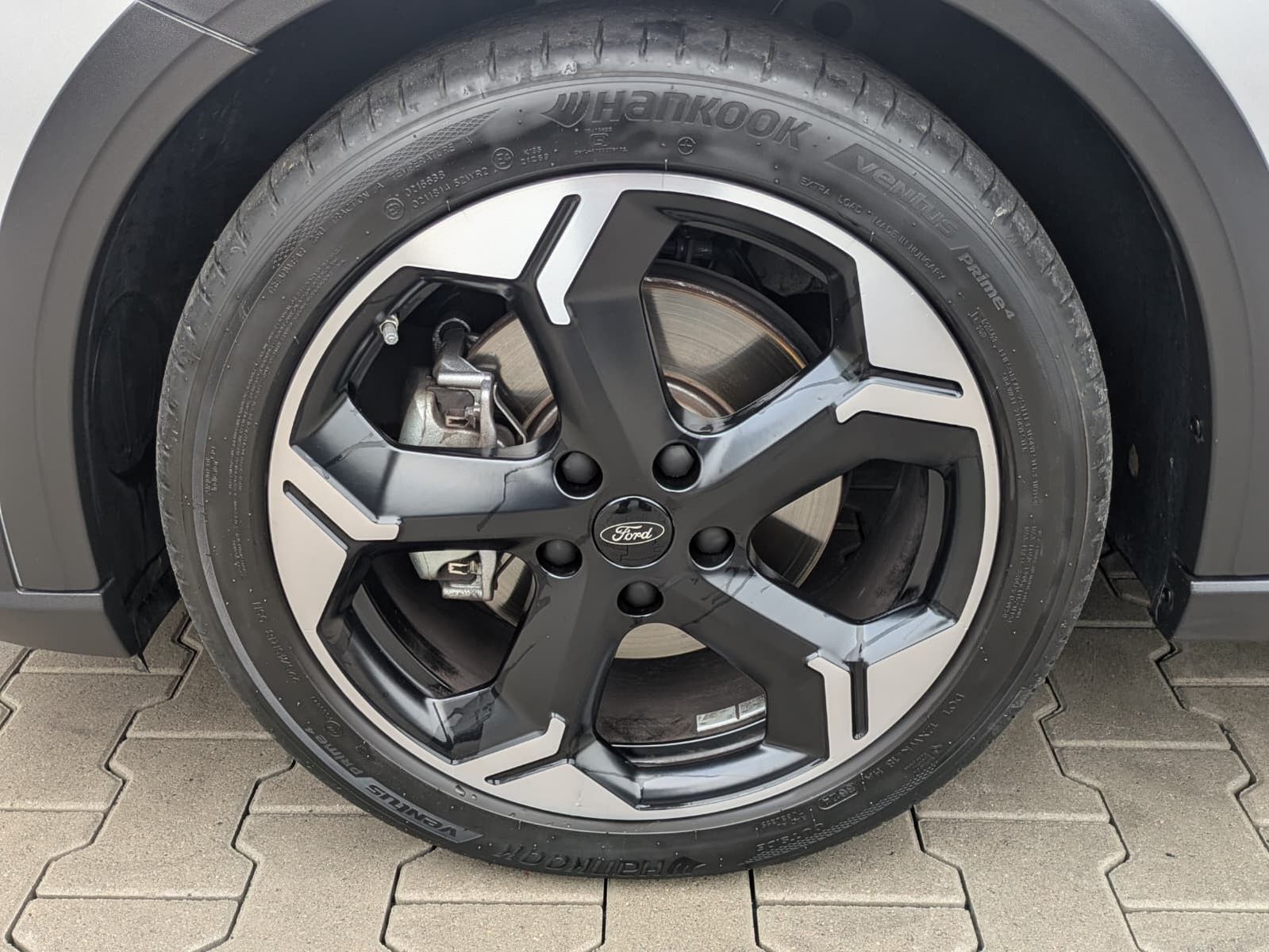 Fahrzeugabbildung Ford Grand Tourneo L2 Active LED*PANO*AHK*ACC*7-Si