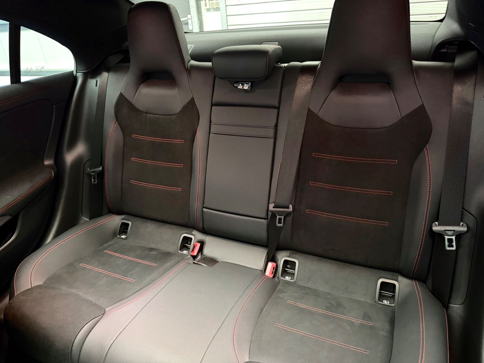 Mercedes-Benz CLA 220 4Matic AMG Line Edition 360° Pano ACC foto 20