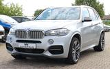 BMW X5 M50d /SHEFT/LED/AHK/PANO/NAVI/HEAD UP/B&O - BMW X5 M50 aus 2017