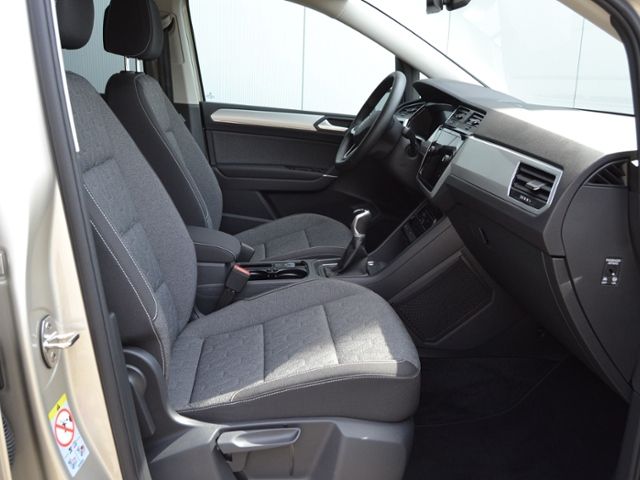 Touran 1.5 TSI Move 7-SITZER/IQ.DRIVE-PAKET/LED/