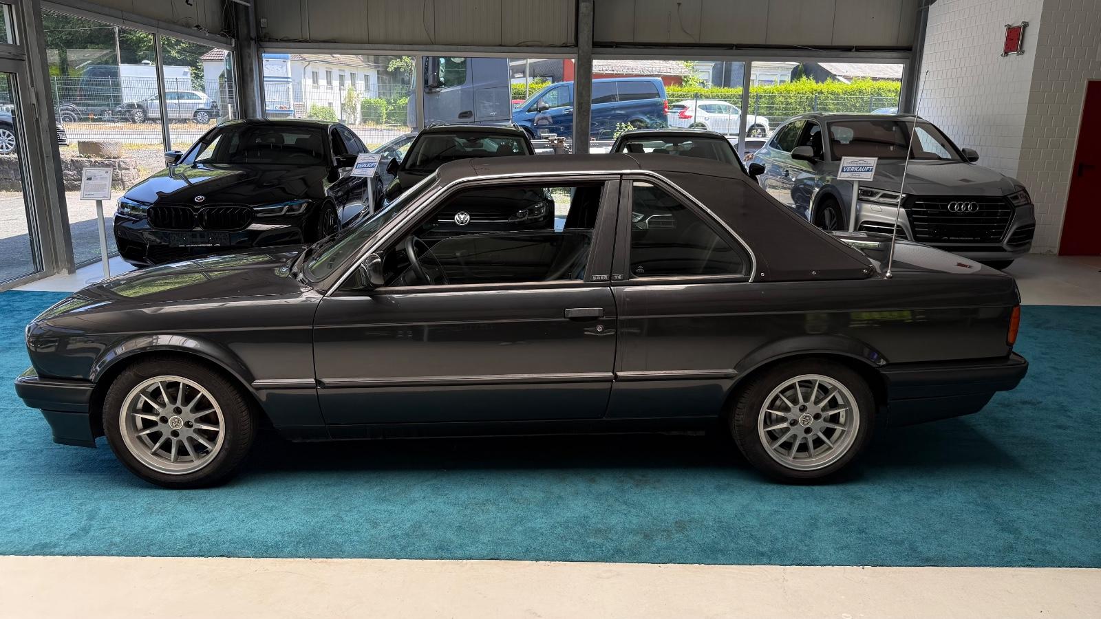 BMW Série 3 316i E30 Baur TC2 102ch - Suspension M-Sport - Recaro - CT récent