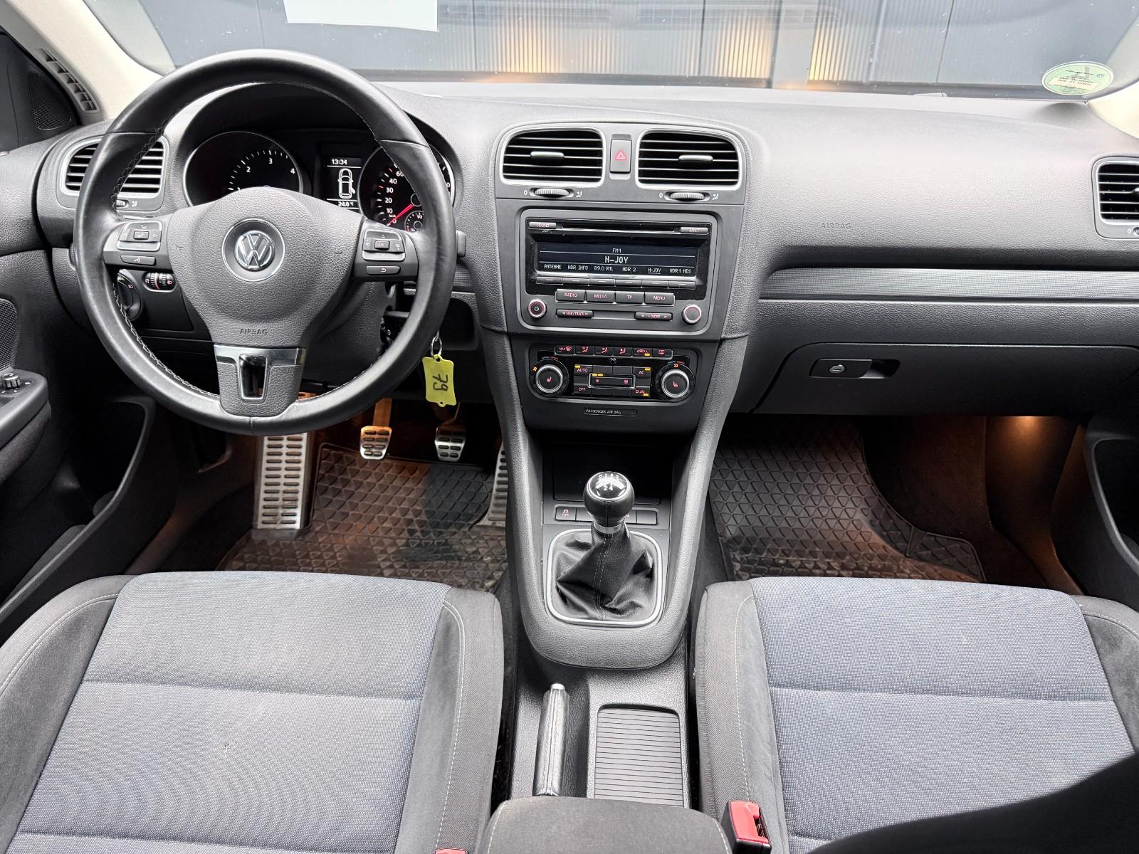 Volkswagen Golf 2011 — photo 7