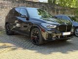 BMWX5xD30d|LASER|HUD|PANO|SO|KEYL|AHK|STDHZ|MWST