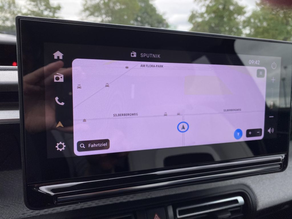Fahrzeugabbildung Citroën e-C3 Aircross MAX *11 kW*Winter-Pak*Cam*Navi*