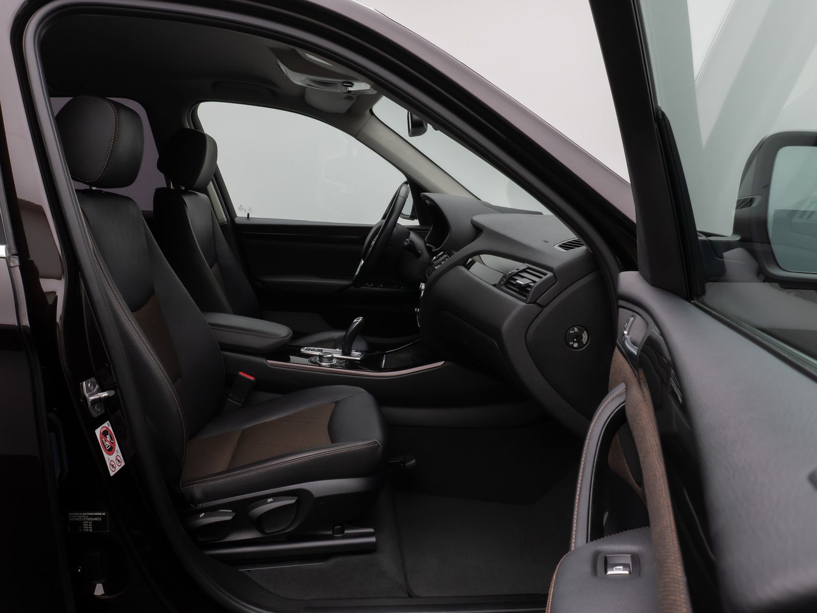 Fahrzeugabbildung BMW X3 xD20d xLine Kamera HUD HiFi Lenkrhz Stndhzg