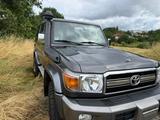 Toyota Land Cruiser GRJ76 V6 Sperrdiff, Seilwinde - Toyota Land Cruiser: V6