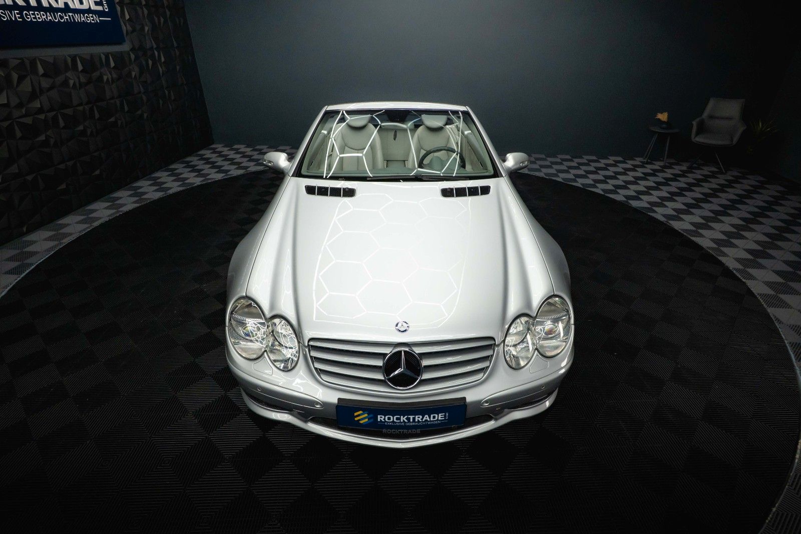 Fahrzeugabbildung Mercedes-Benz SL 500 AMG Paket *Facelift*ABC Sport*TÜV NEU*