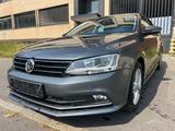 Volkswagen Jetta 2.0 TDI 81kW BMT ALLSTAR *2.Hand* - VW Jetta Gebrauchtwagen in Berlin