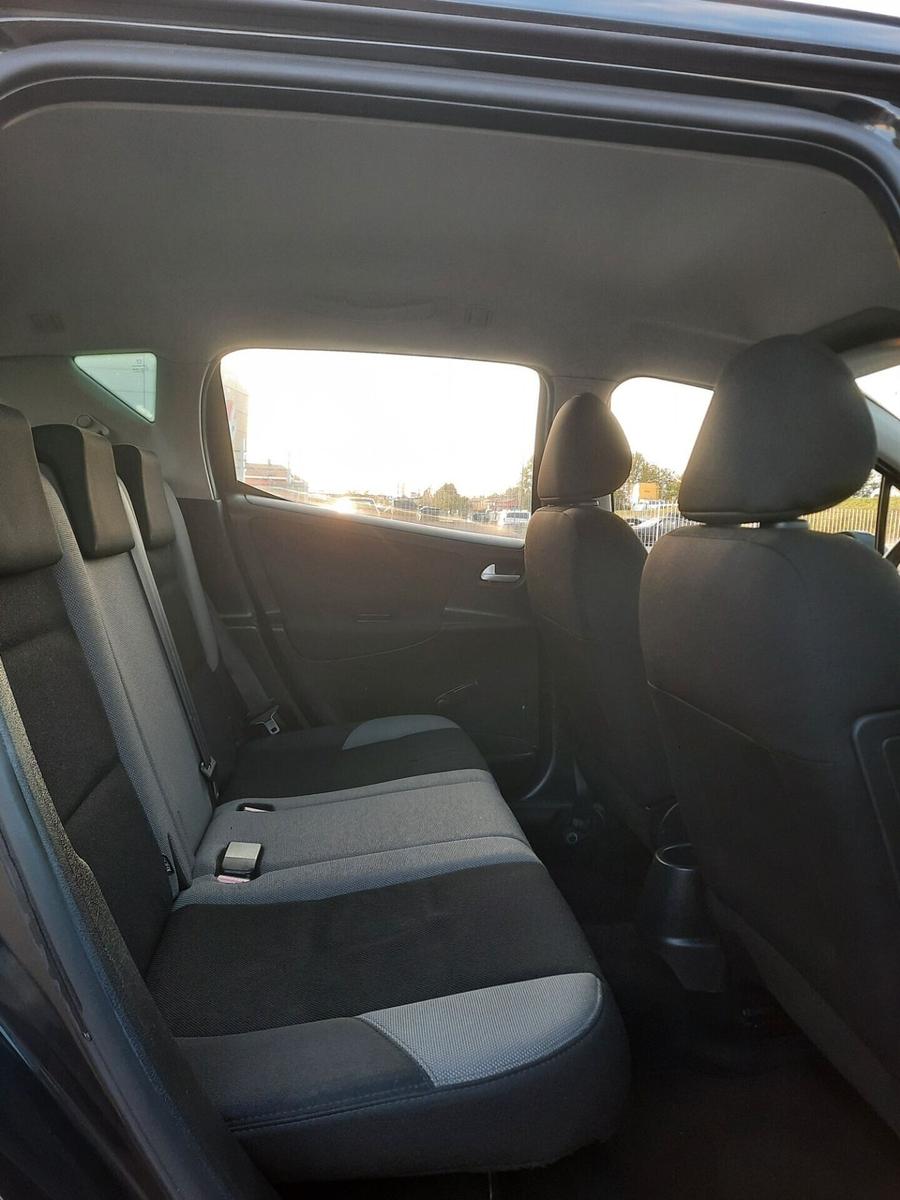 Peugeot 207 2009 — photo 13