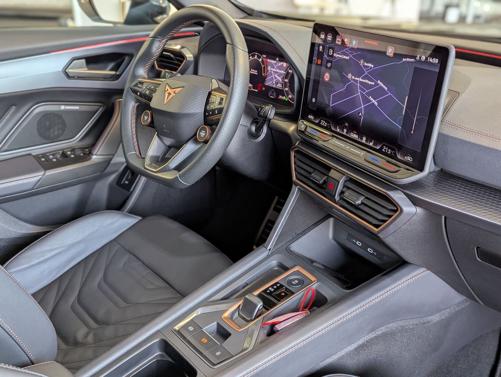 CUPRA Formentor 1.5 eTSI Leder Sennh DCC Kamera Matrix - Image 11