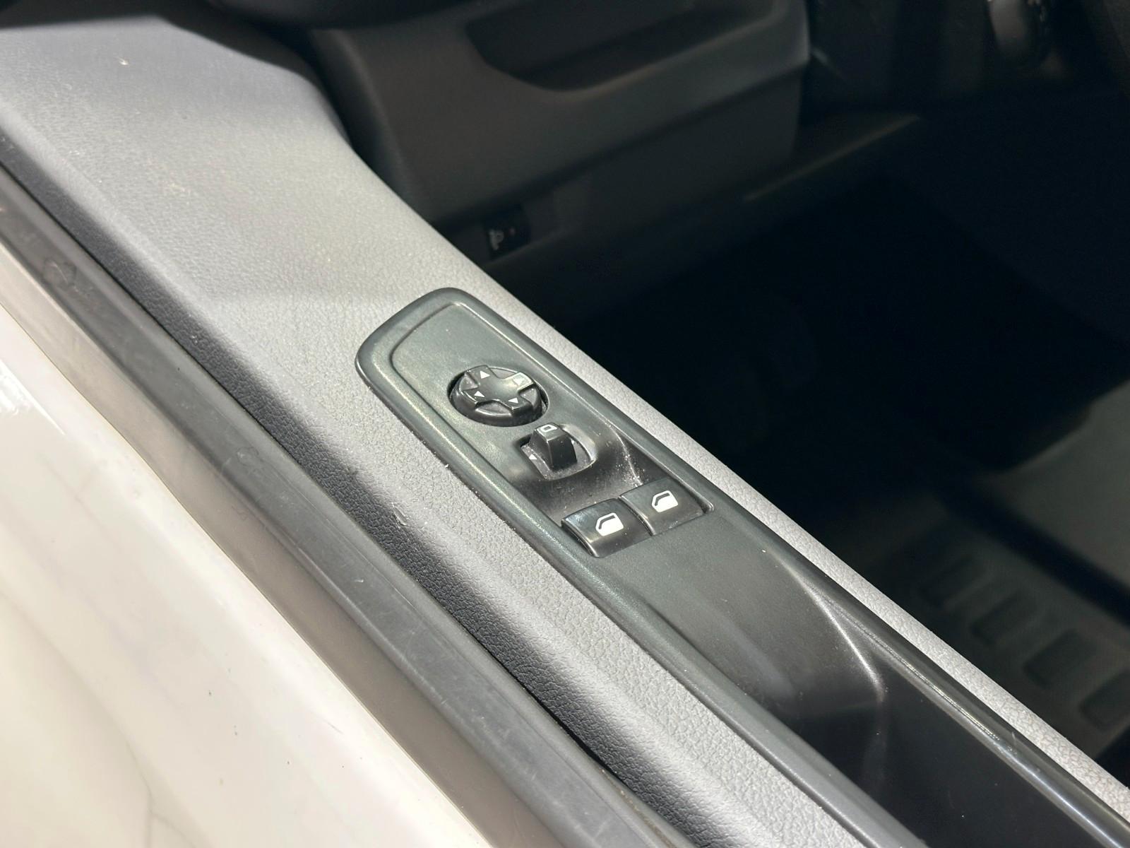Peugeot Expert Kasten Premium L3 106KW