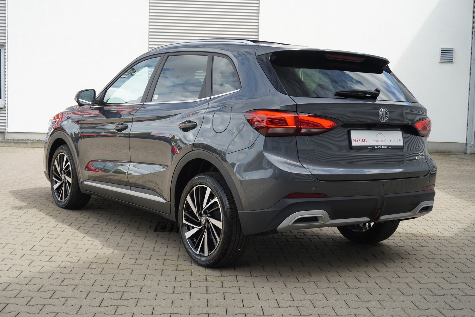 MG ZS