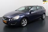 Volvo V60 2.0T Momentum - gebrauchte Volvo V60 aus dem Jahr 2011