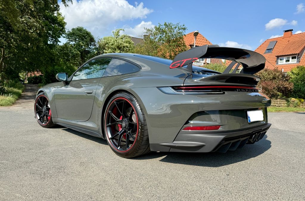 Porsche 992